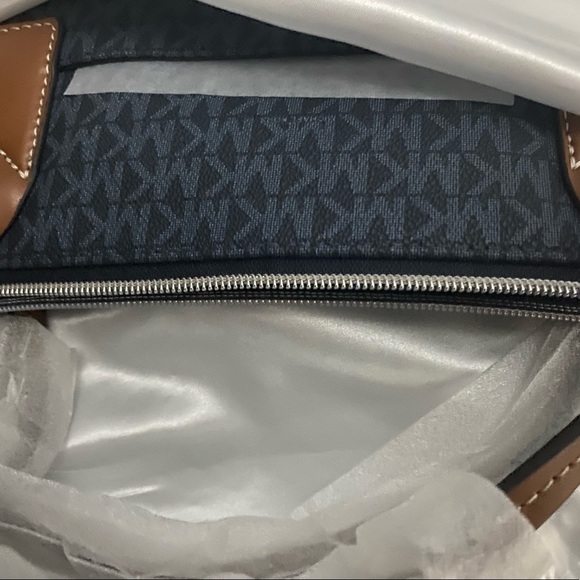 Sold!!! - Picture 5 of 5